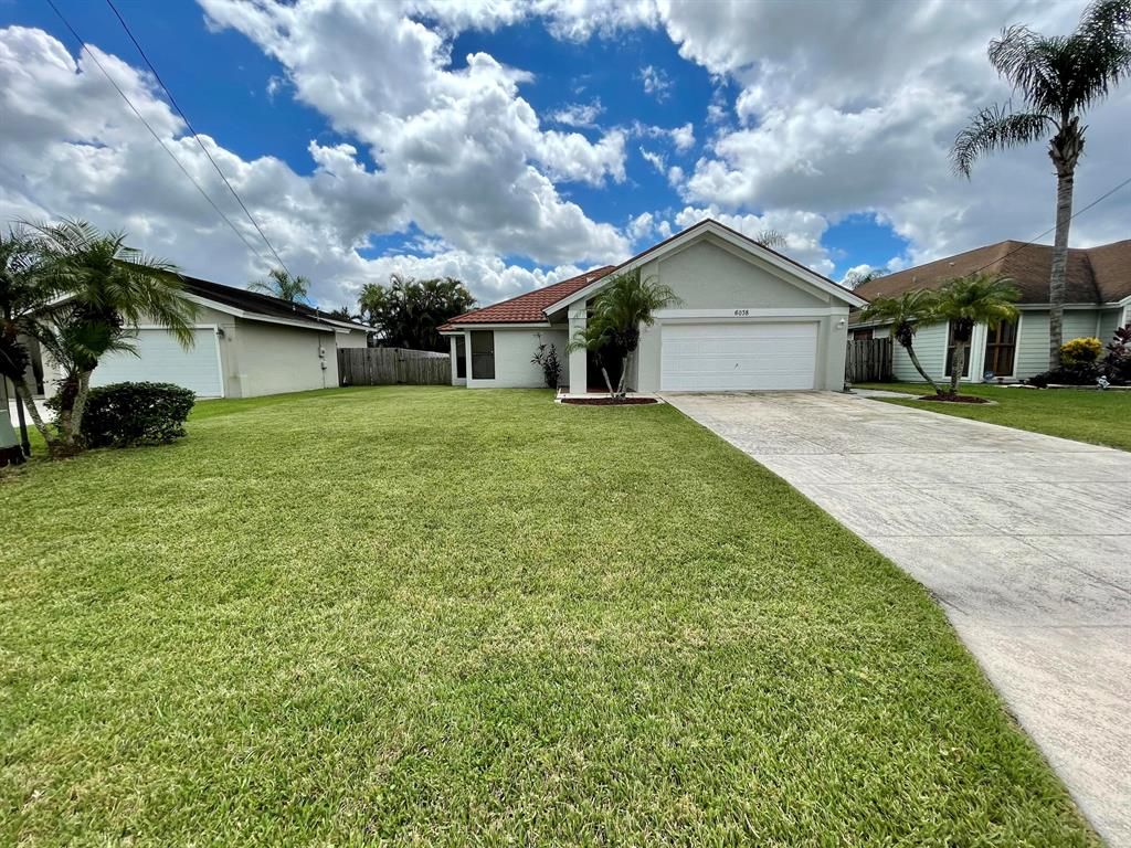 Photo of 6038 Linton Street, Jupiter, FL 33458 (MLS # R10747568)
