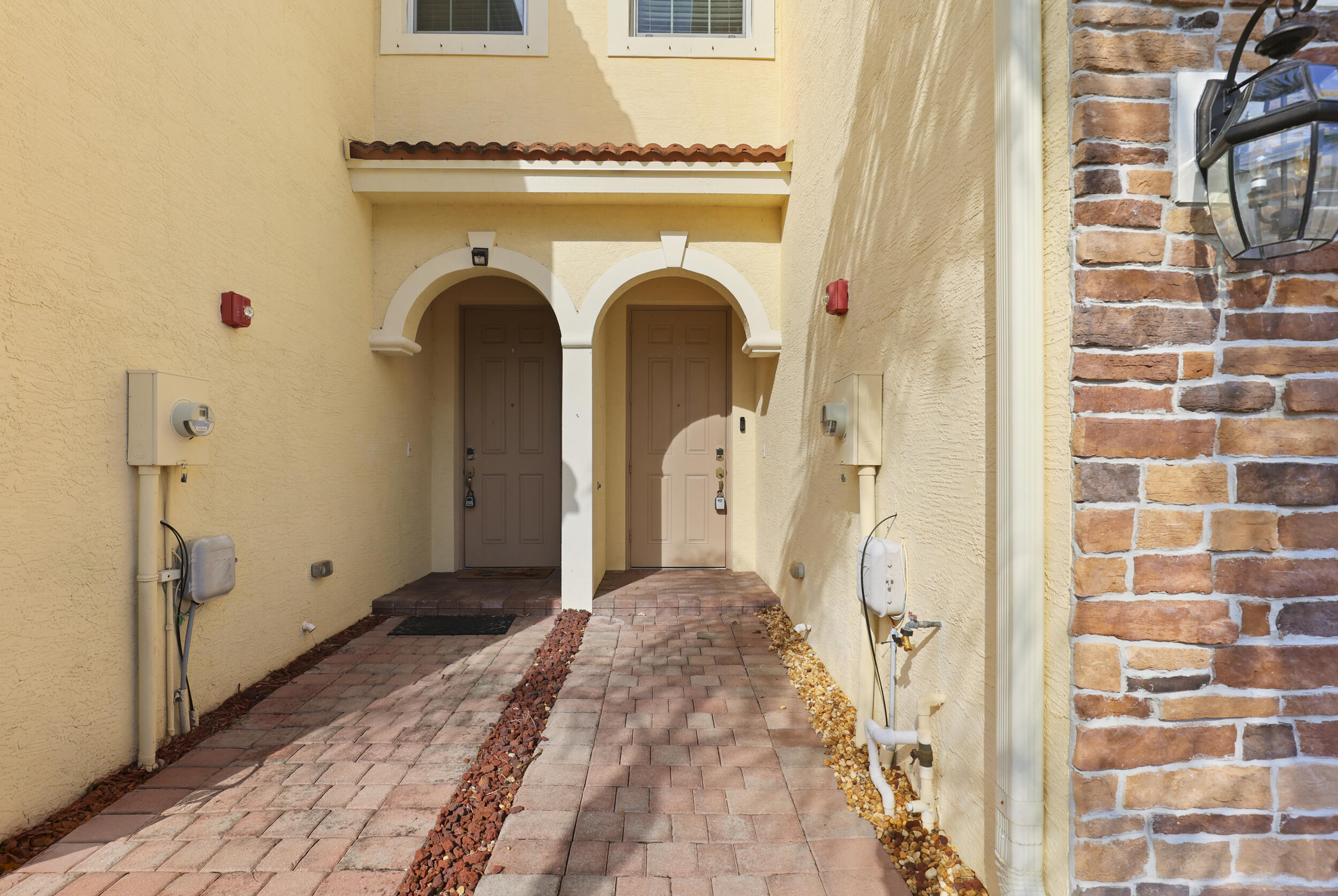 RIVER MARINA - Residential Lease