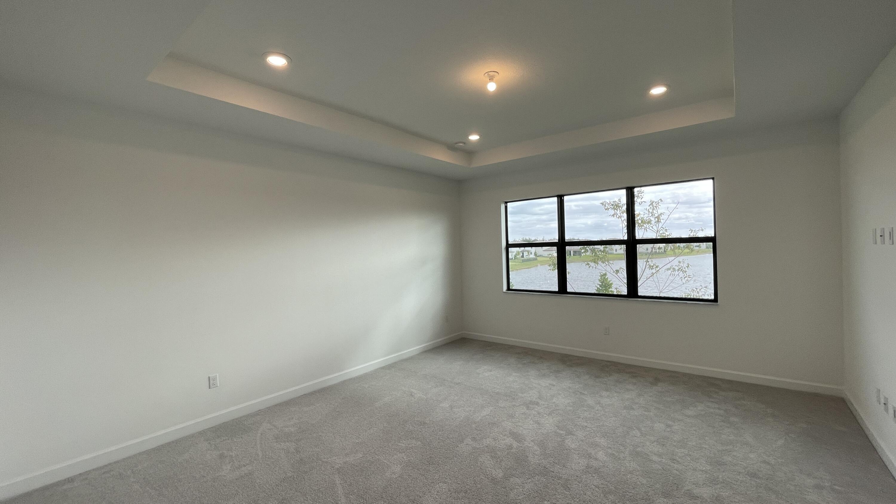 CRESTWOOD NORTH REPLAT TWO - Residential Lease