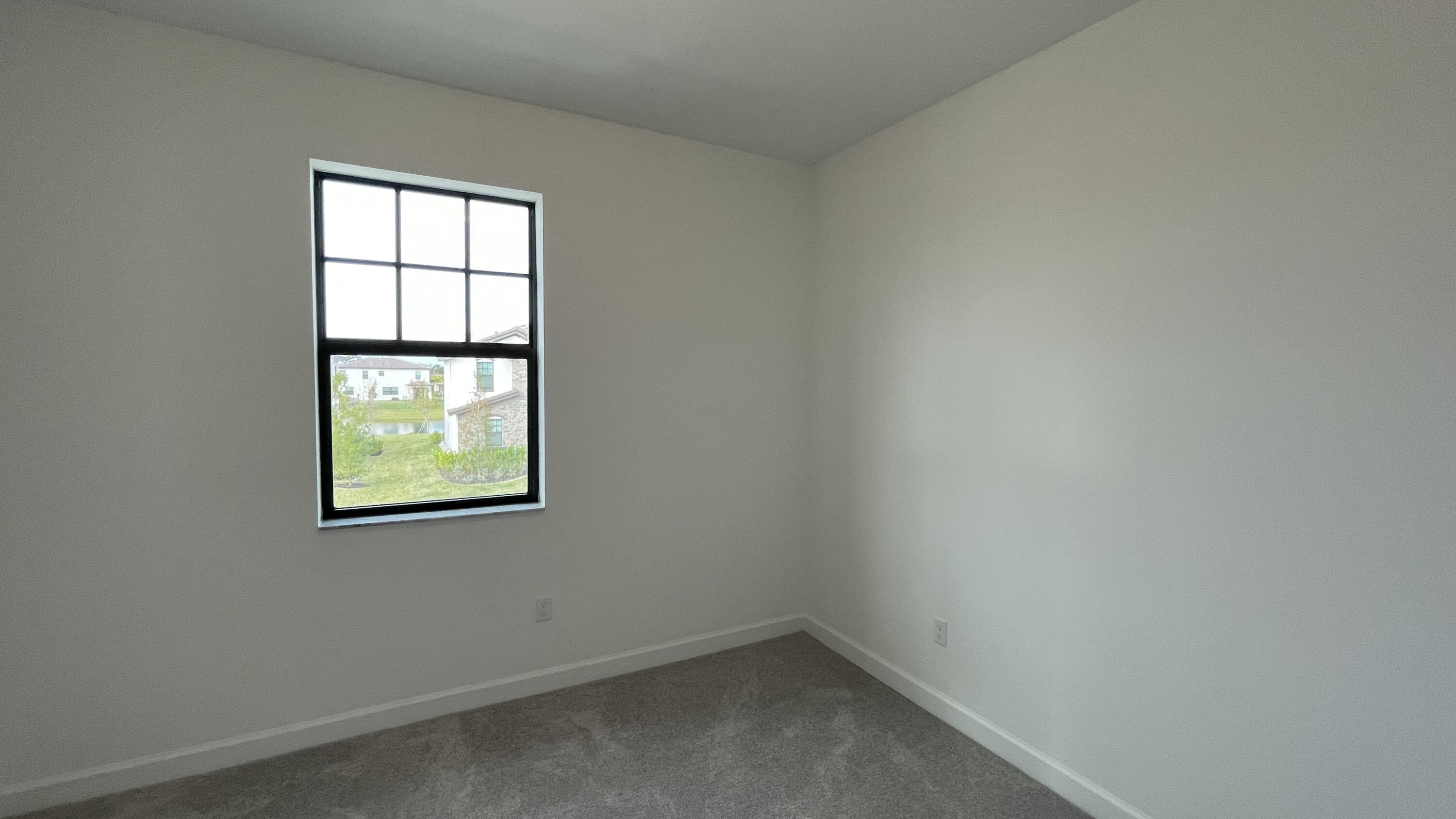 CRESTWOOD NORTH REPLAT TWO - Residential Lease