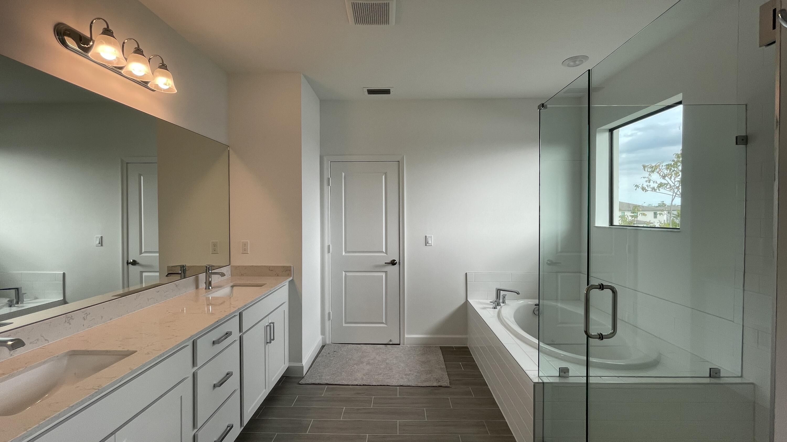 CRESTWOOD NORTH REPLAT TWO - Residential Lease