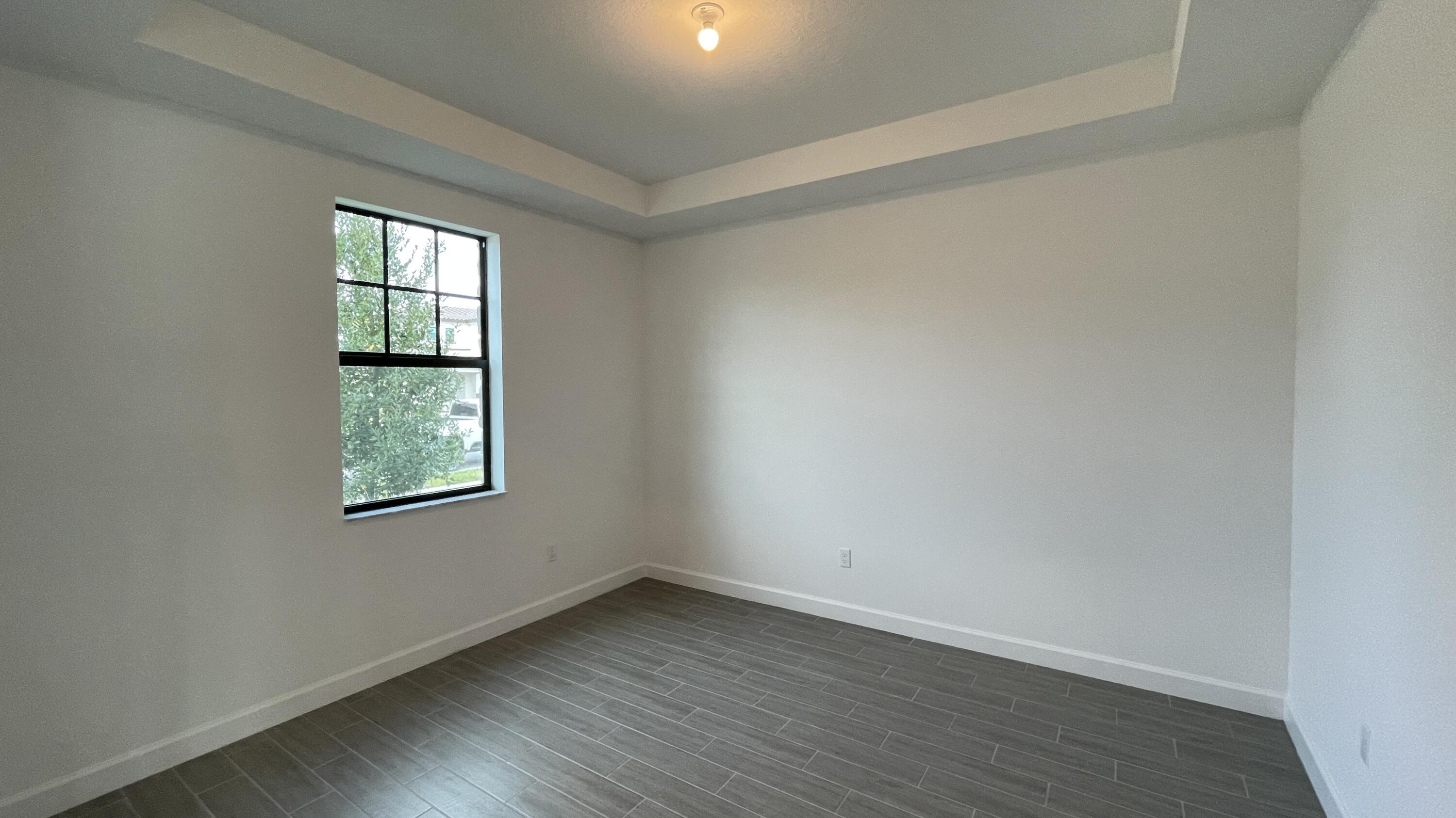 CRESTWOOD NORTH REPLAT TWO - Residential Lease