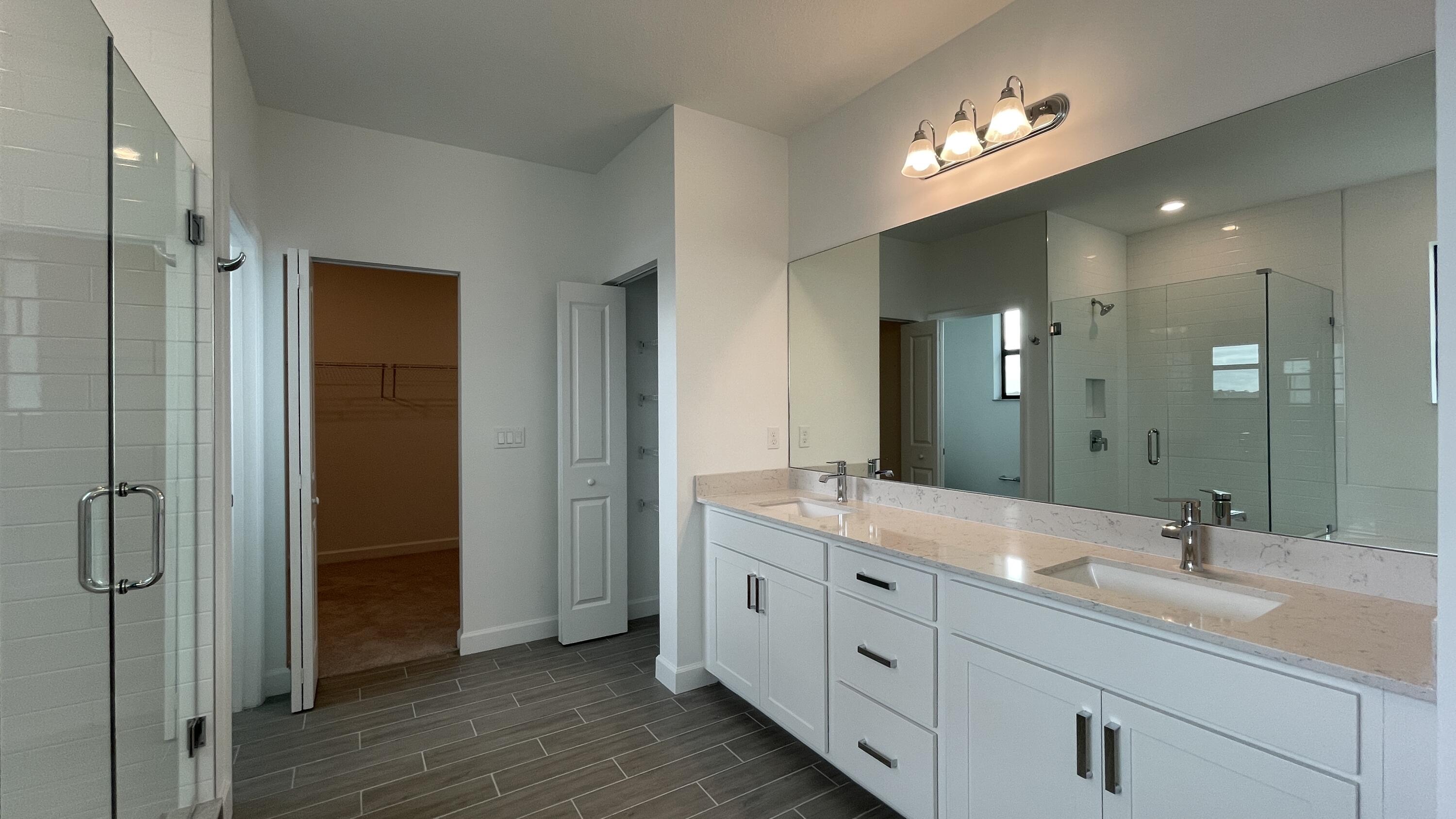 CRESTWOOD NORTH REPLAT TWO - Residential Lease