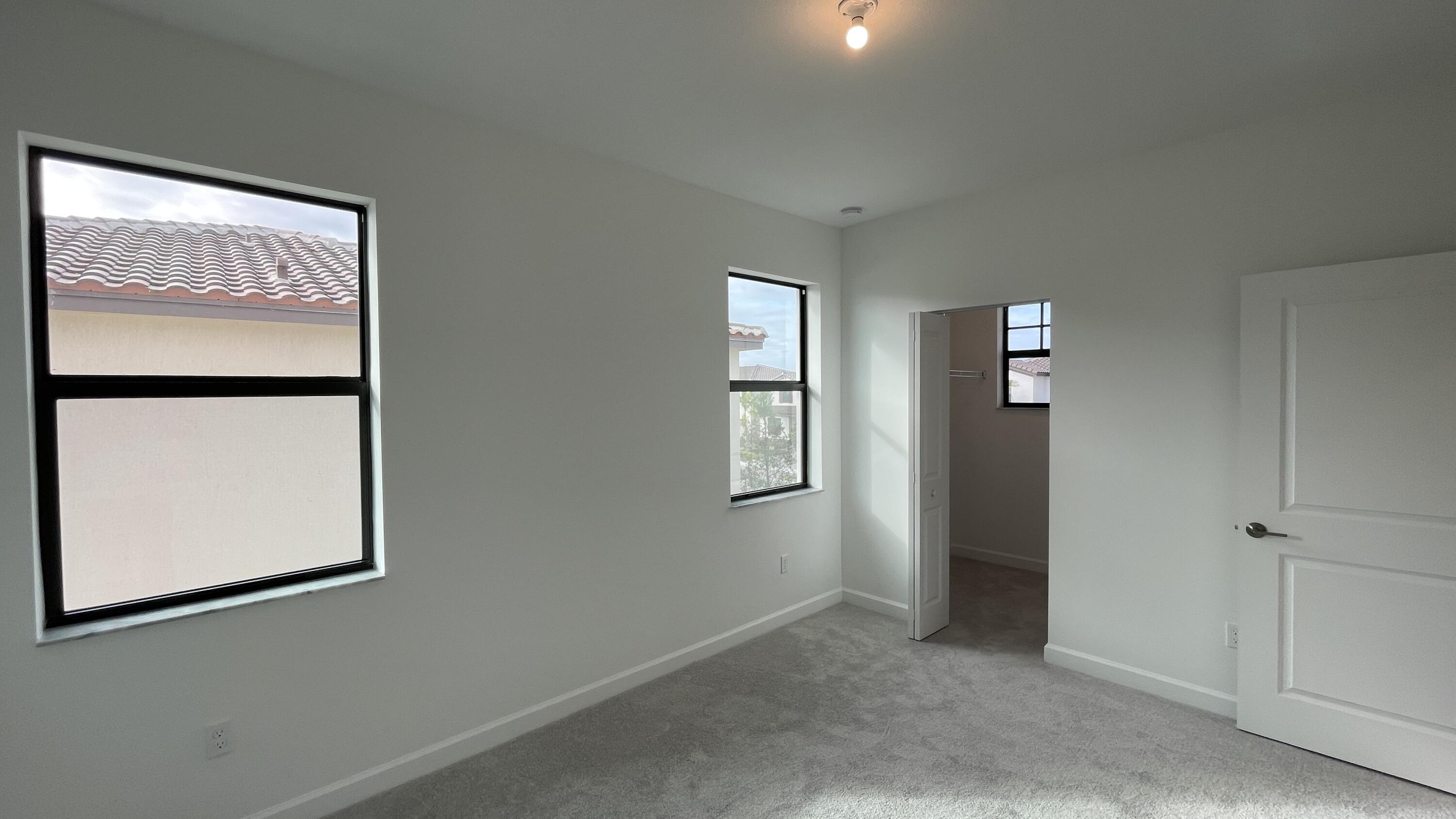 CRESTWOOD NORTH REPLAT TWO - Residential Lease