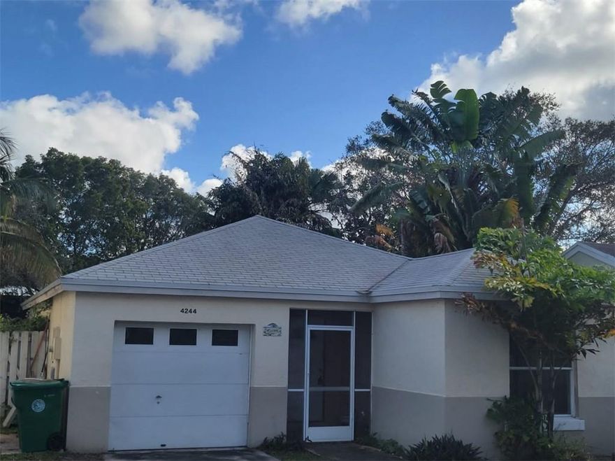 INVESTOR OPPORTUNITY - split floorplan, located close to local universities.Home is in need of complete renovation and is sold AS-IS.New roof - 2019, New a/c - 2018, priced to move.