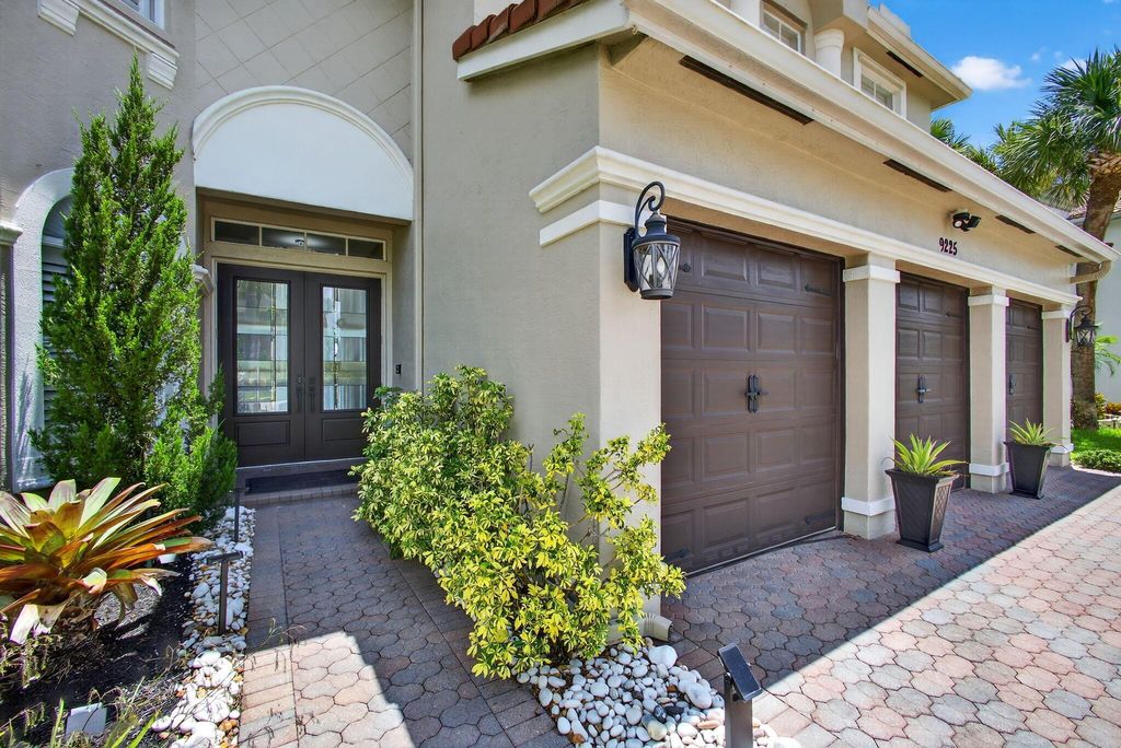 Photo of 9225 Delemar Court, Wellington, FL 33414 (MLS # R11101452)