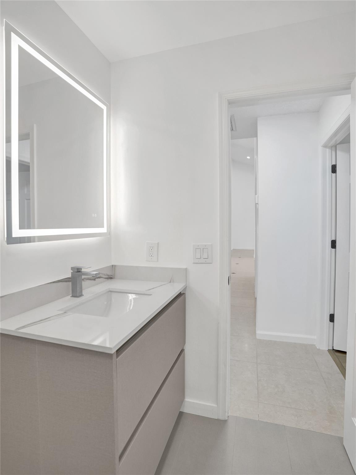 New Floresta - Residential Lease