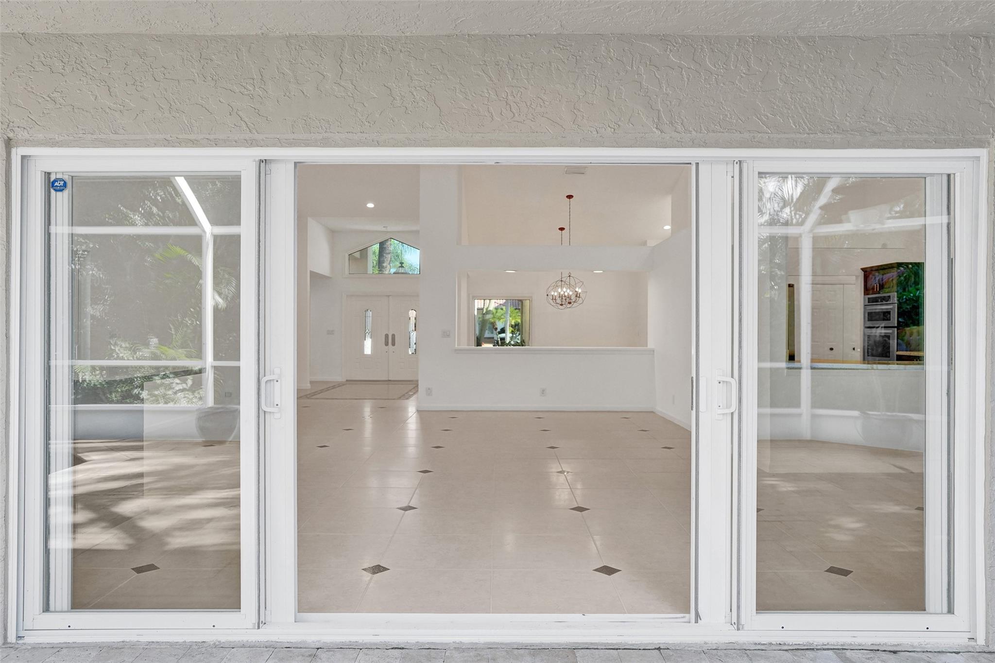 New Floresta - Residential Lease