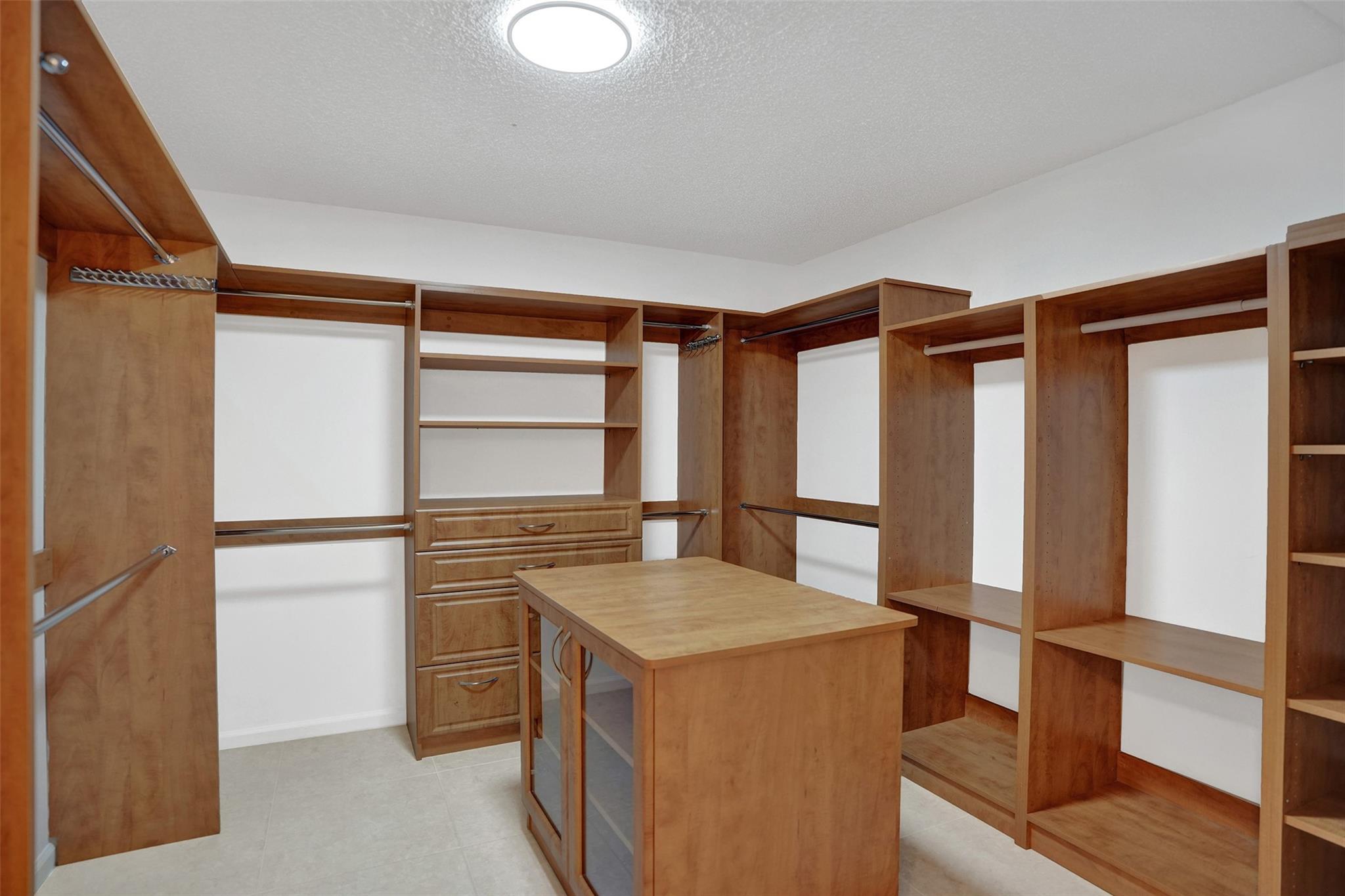 New Floresta - Residential Lease