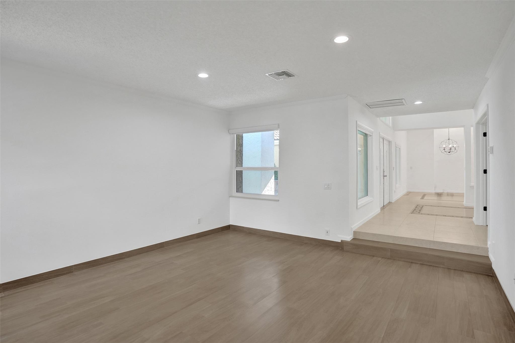 New Floresta - Residential Lease