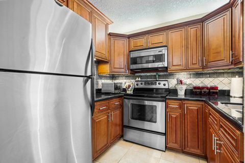 400 NE 20th Street Boca Raton FL 33431