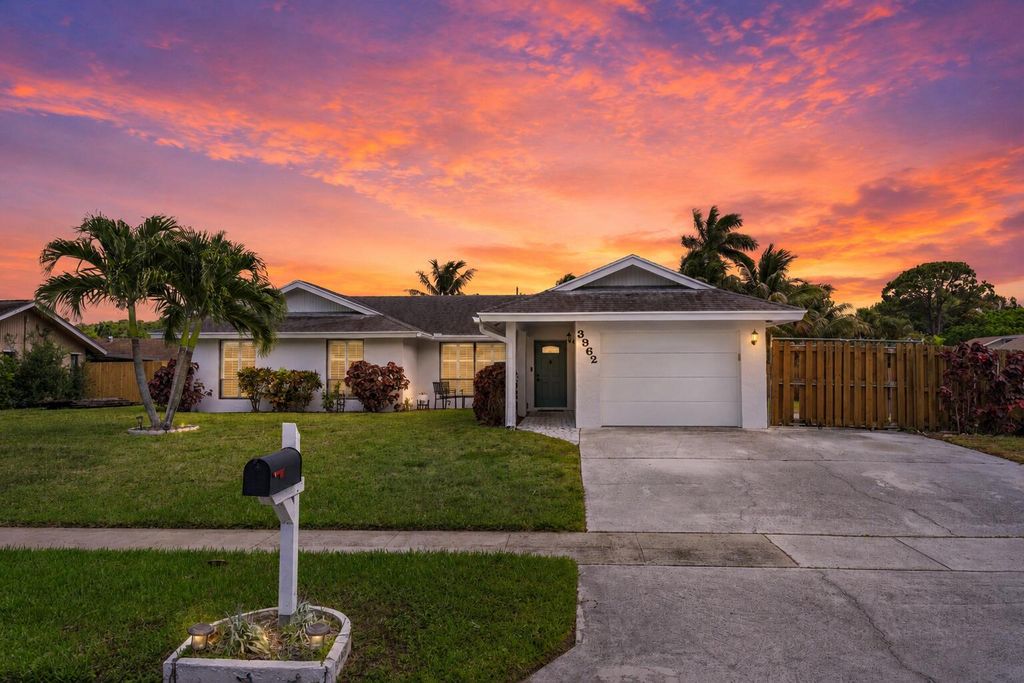 Photo of 3962 Winfield Road, Boynton Beach, FL 33436 (MLS # B26036738)