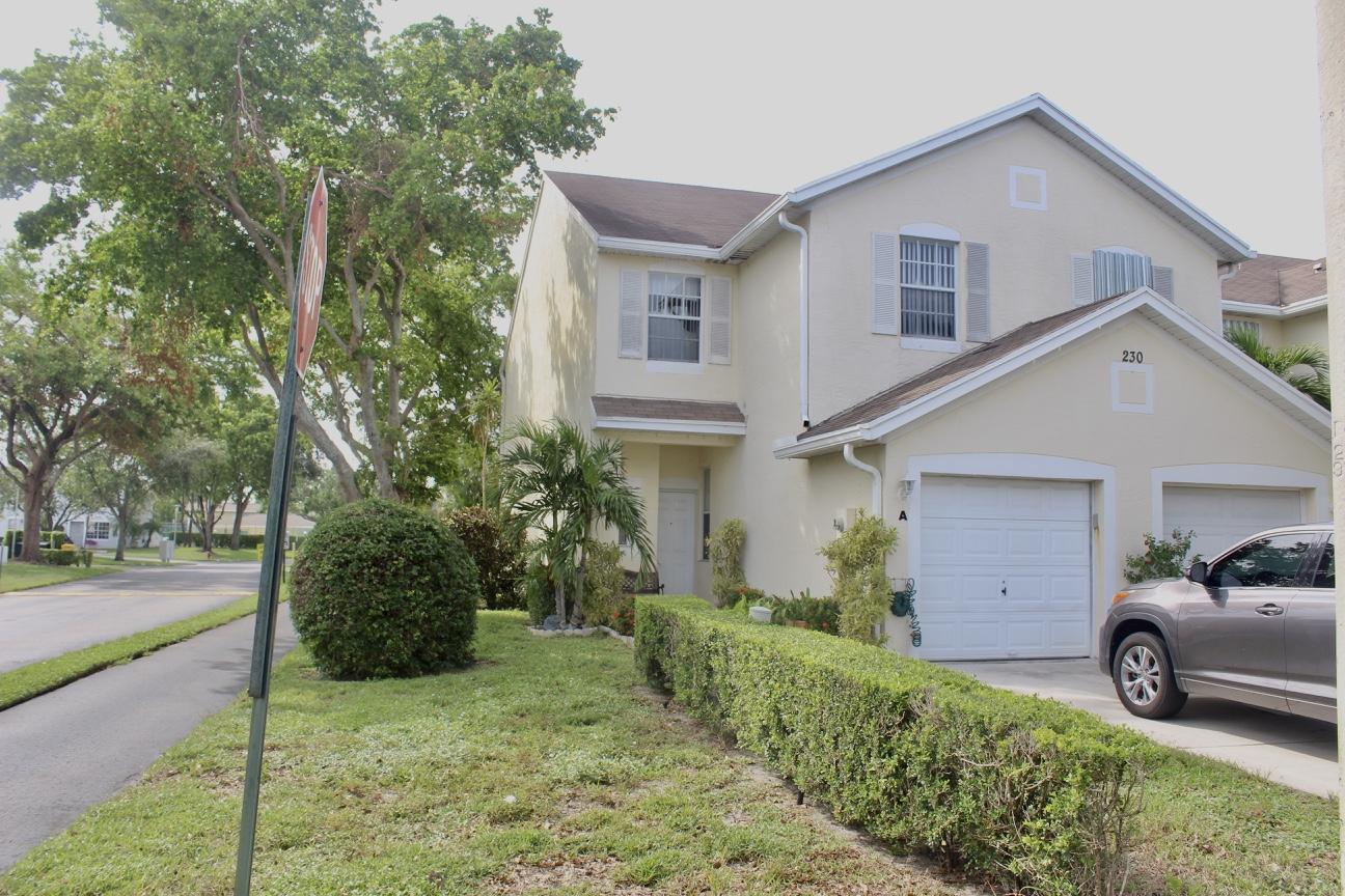 CHARTER CLUB OF PALM BEACH - Residential