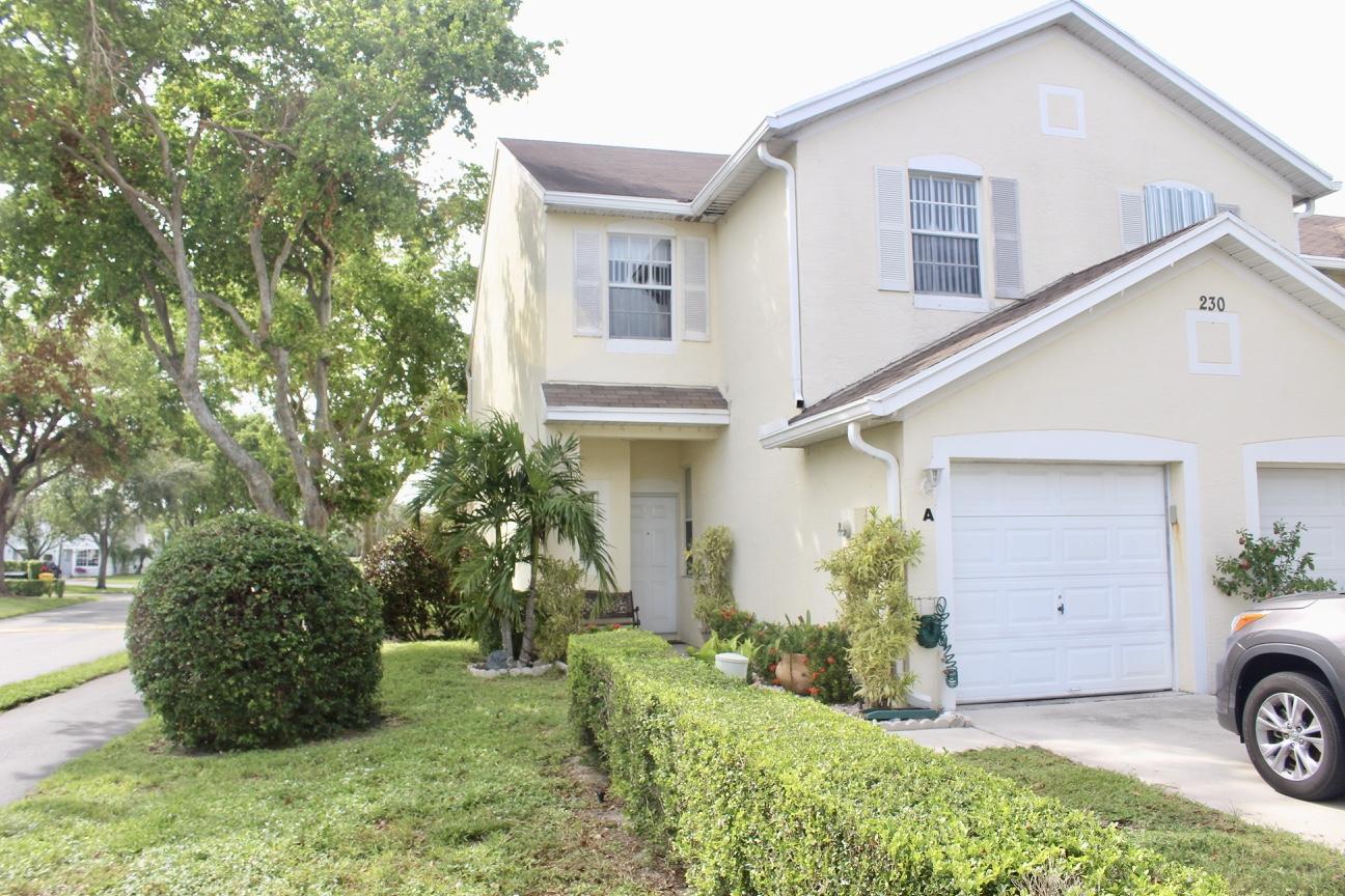 CHARTER CLUB OF PALM BEACH - Residential