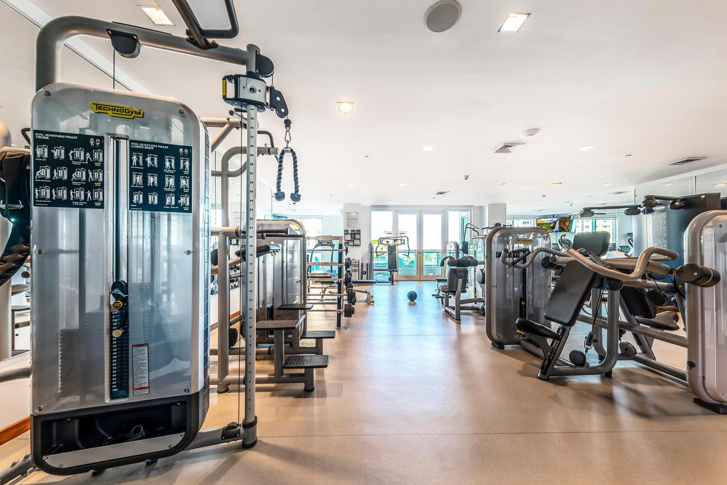 Las Olas Beach Club - Residential