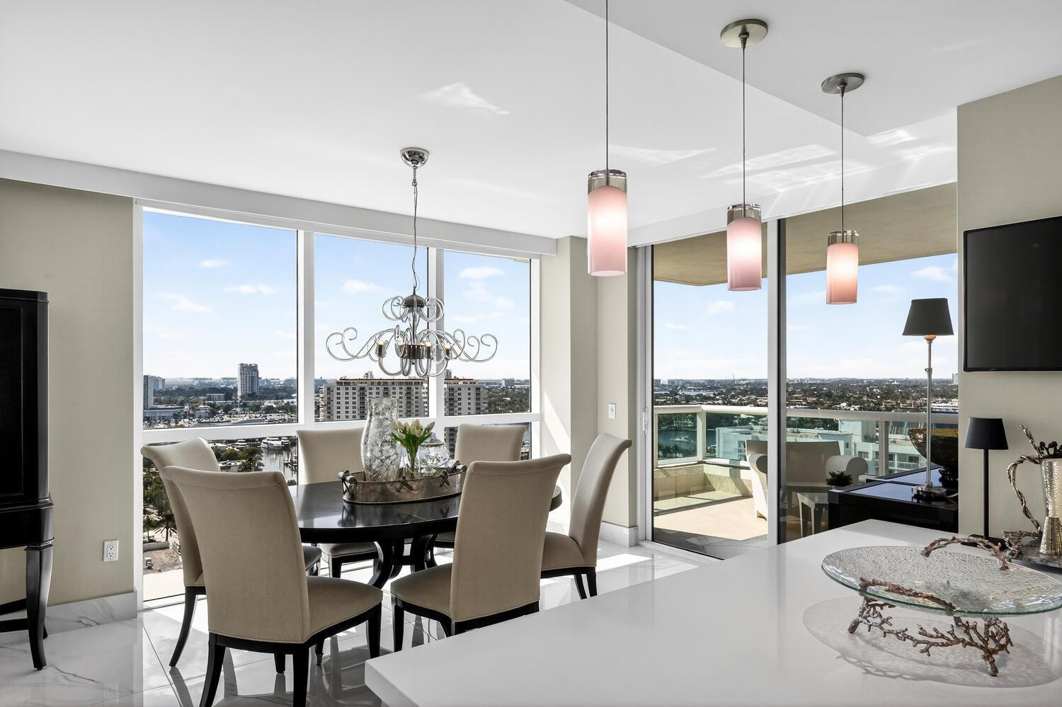 Las Olas Beach Club - Residential