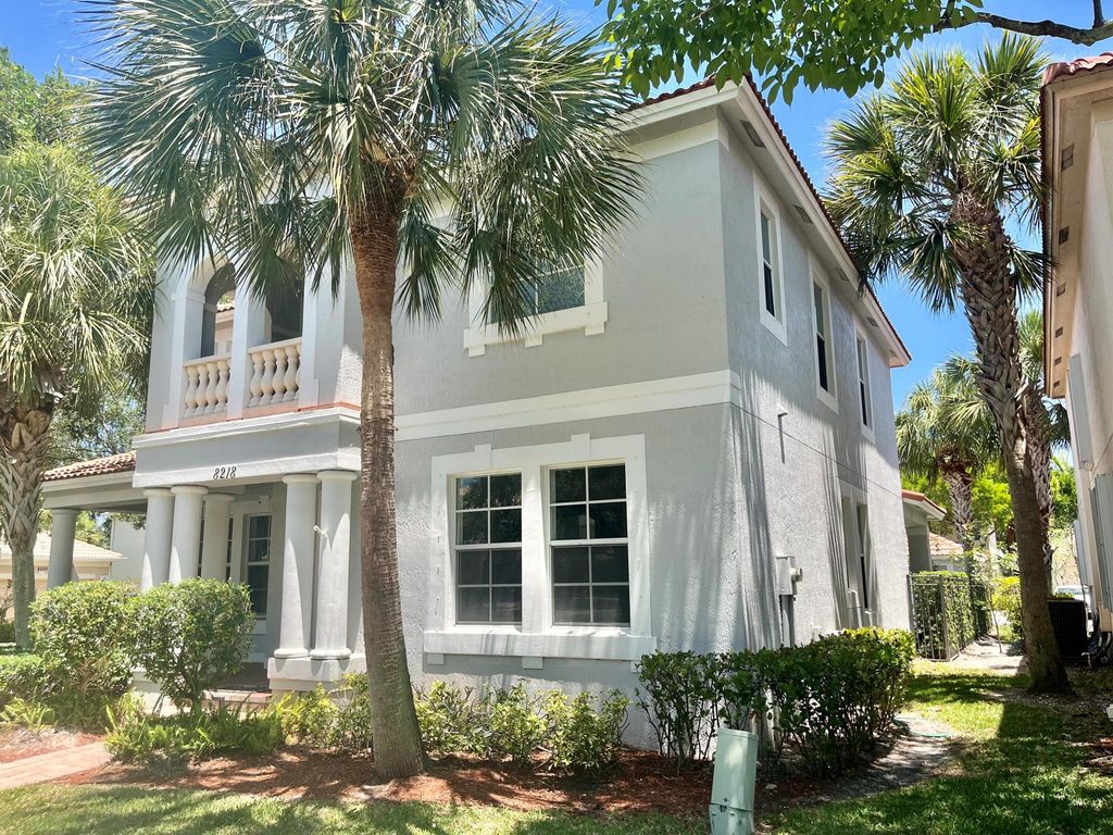 Photo of 8218 Calterra Drive, Palm Beach Gardens, FL 33418 (MLS # R10987071)