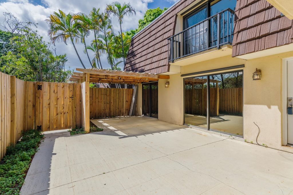 Photo of 418 4th Lane, Palm Beach Gardens, FL 33418 (MLS # R10869733)