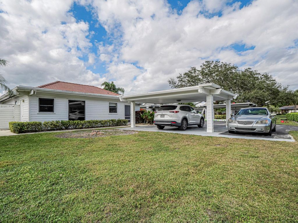 Photo of 13867 Eastpointe Way, Palm Beach Gardens, FL 33418 (MLS # R11115599)