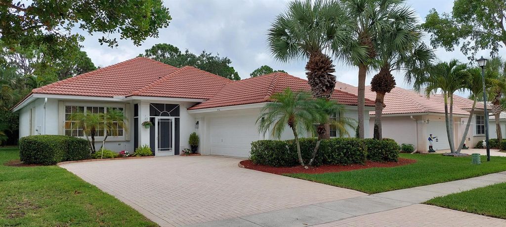 Photo of 9132 Bay Harbour Circle, West Palm Beach, FL 33411 (MLS # R11127126)