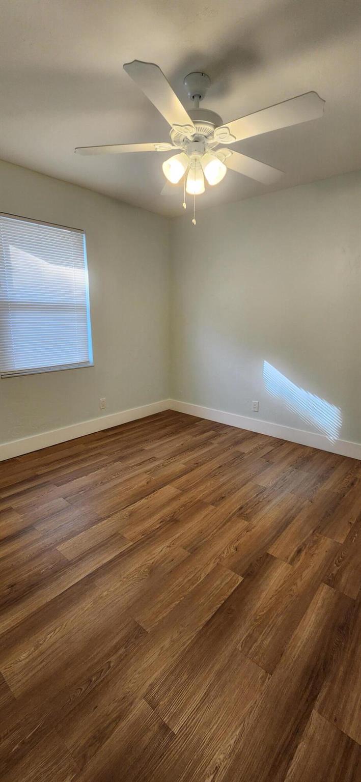 NORTH PALM BEACH HEIGHTS - Residential Lease