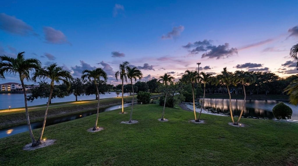 Photo of 6654 Villa Sonrisa Drive #421, Boca Raton, FL 33433 (MLS # B26011242)