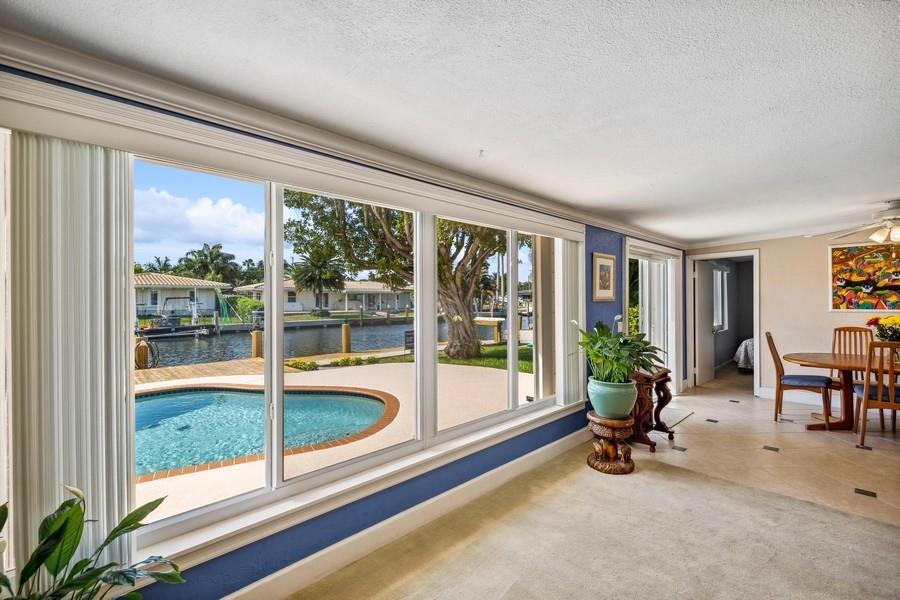 CORAL KEY VILLAS 2ND SEC - Residential