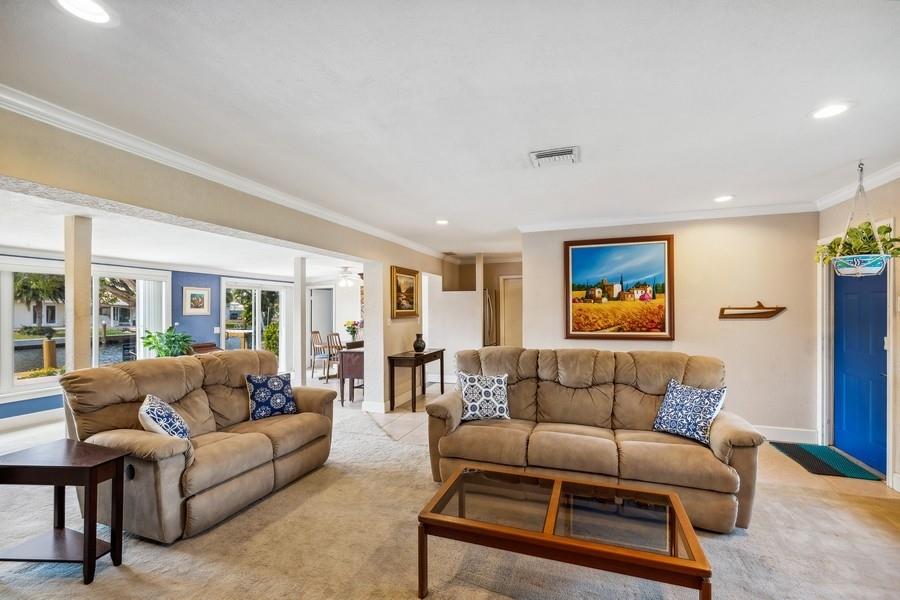 CORAL KEY VILLAS 2ND SEC - Residential