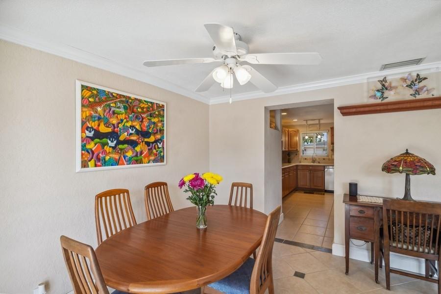 CORAL KEY VILLAS 2ND SEC - Residential
