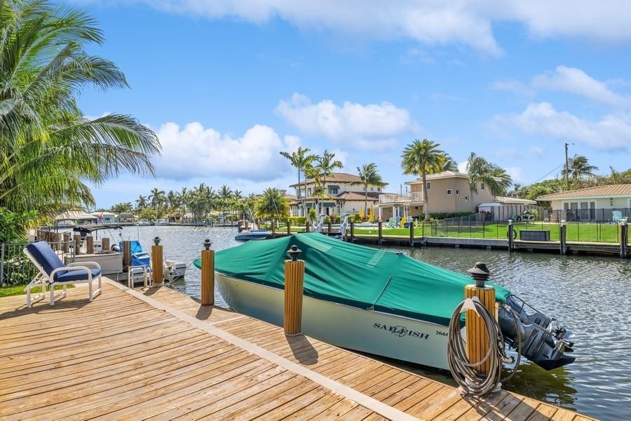 CORAL KEY VILLAS 2ND SEC - Residential