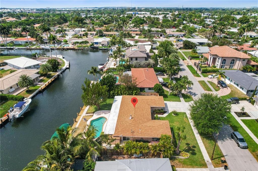 CORAL KEY VILLAS 2ND SEC - Residential
