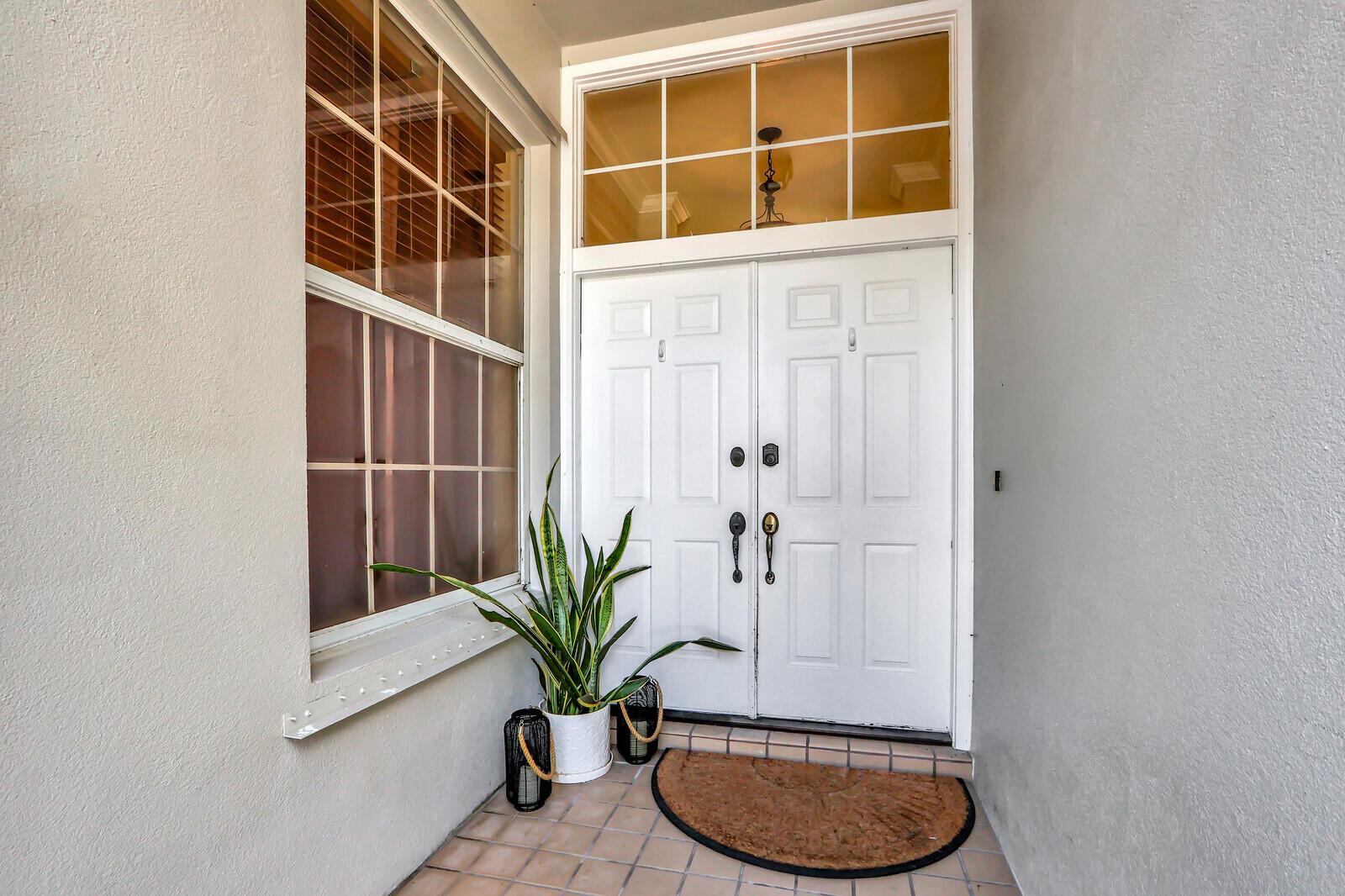 180 S Hampton Drive