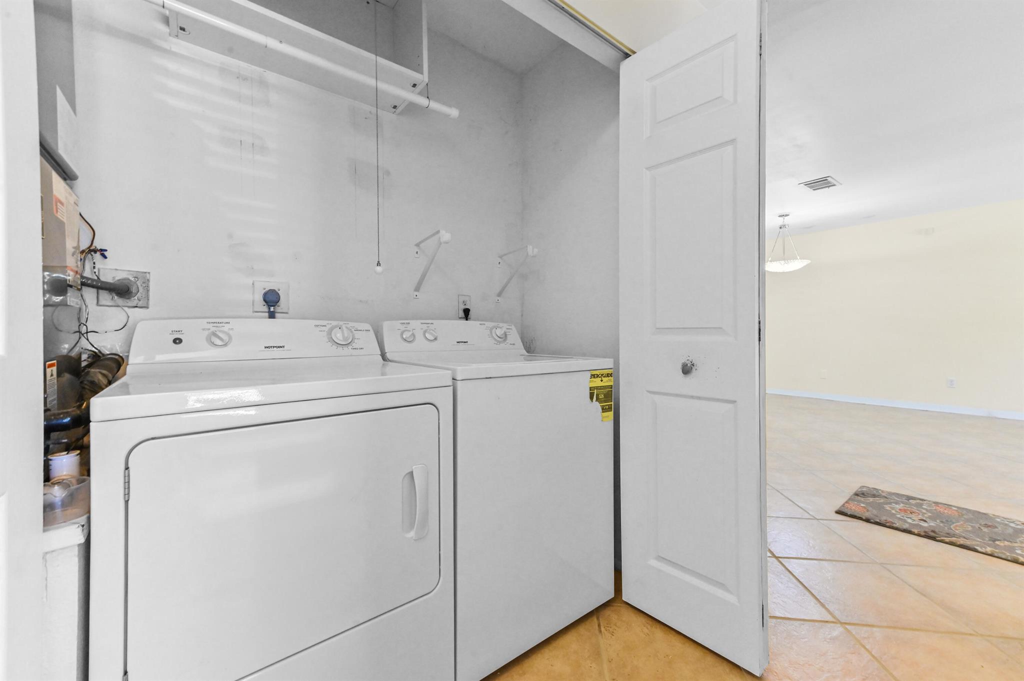 PORT SAINT LUCIE - Residential