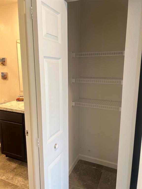 CREEKSIDE PLAT NO 1 - Residential Lease