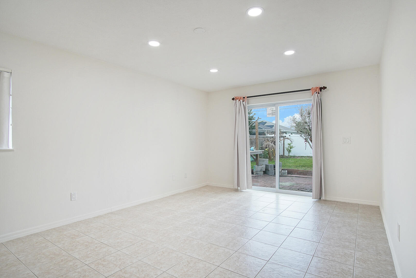 SOUTH PORT ST LUCIE UNIT 5 - Residential