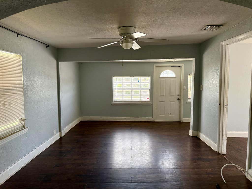 Photo of 1108 State Street, West Palm Beach, FL 33407 (MLS # B26062911)