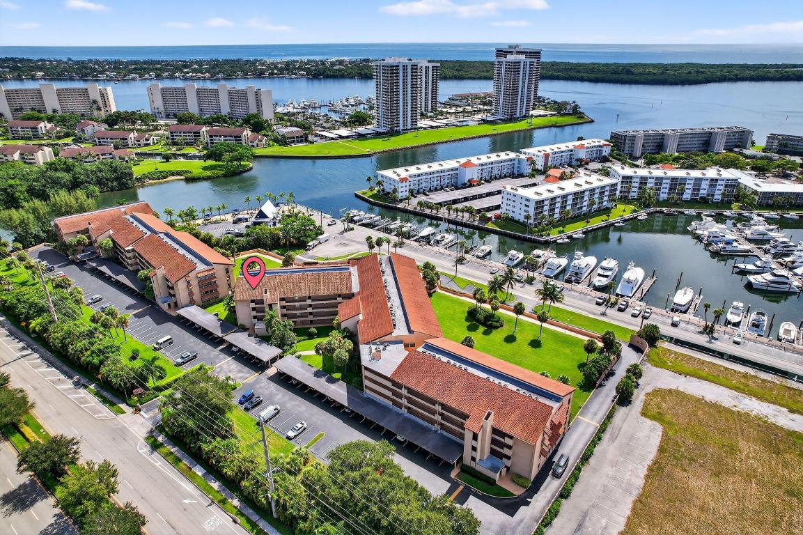 MARINA BAY - Residential