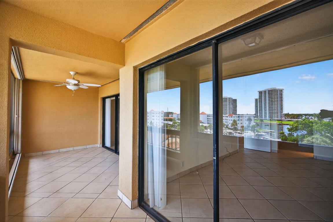 MARINA BAY - Residential