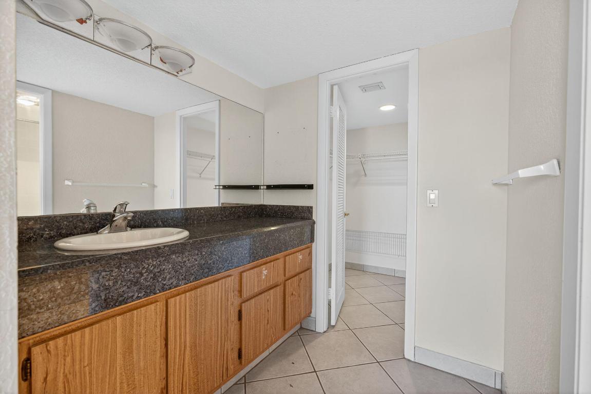 MARINA BAY - Residential