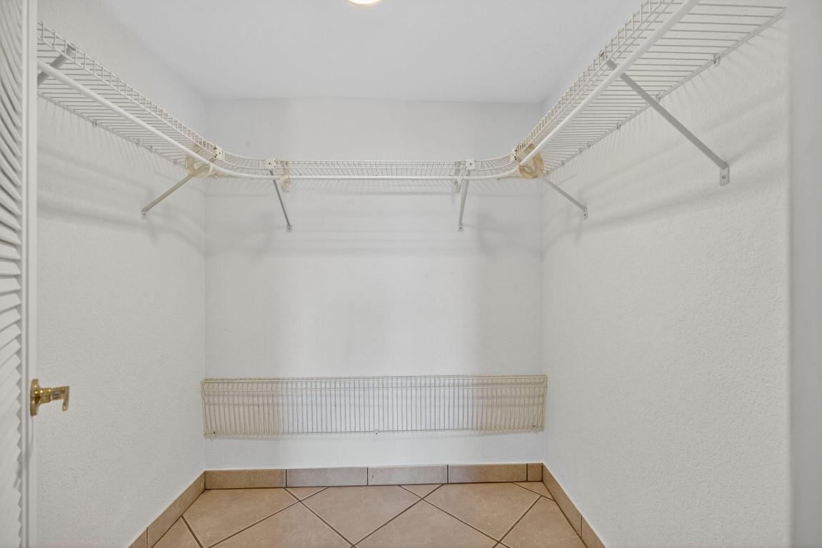 MARINA BAY - Residential