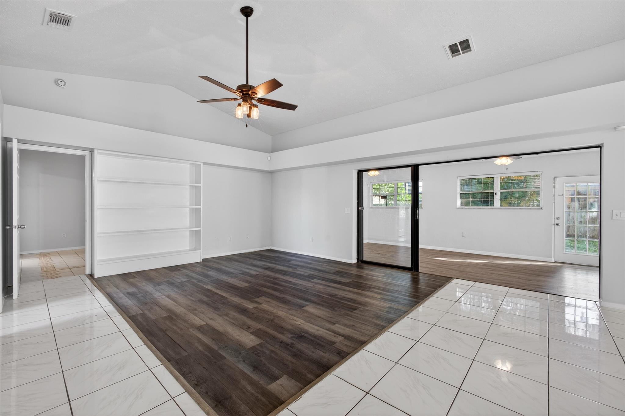 PORT ST LUCIE SECTION 13 - Residential Lease