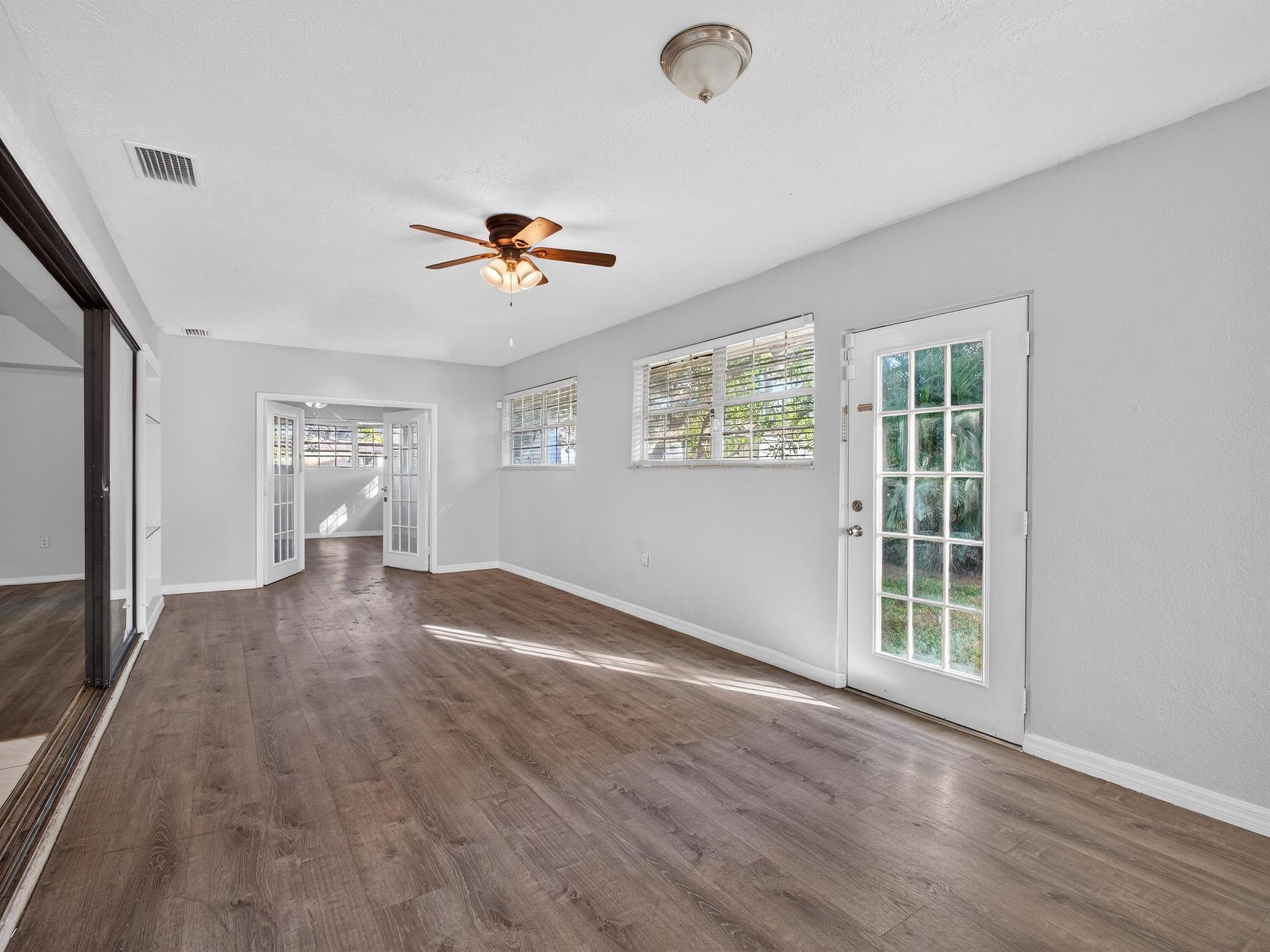 PORT ST LUCIE SECTION 13 - Residential Lease