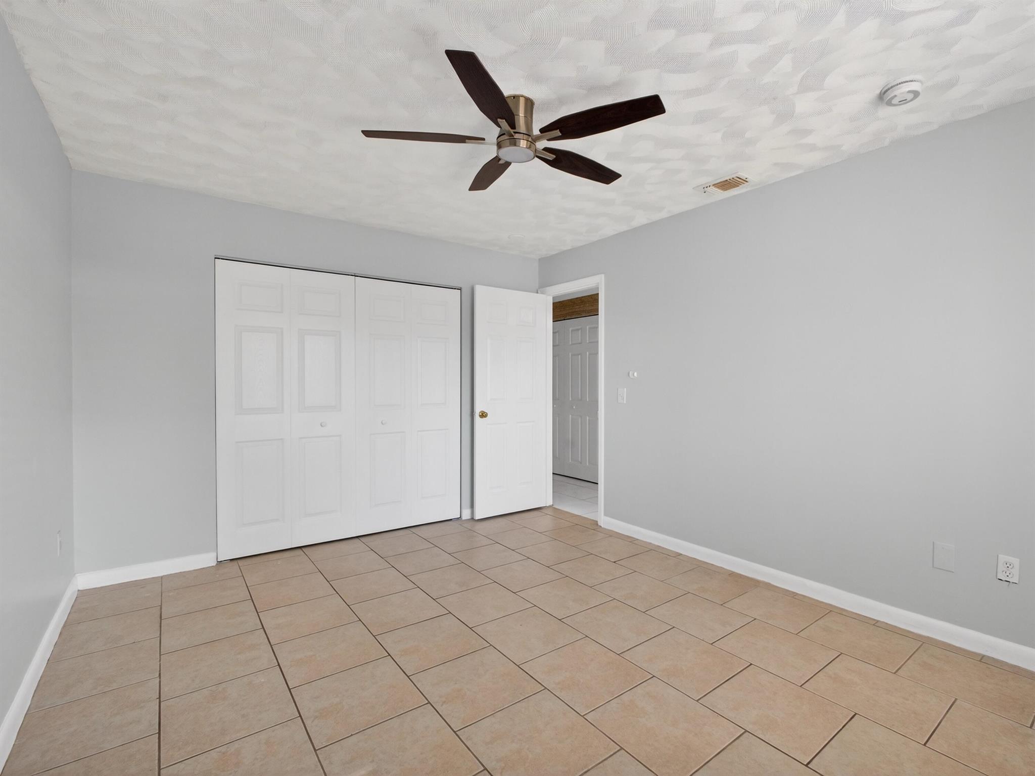 PORT ST LUCIE SECTION 13 - Residential Lease