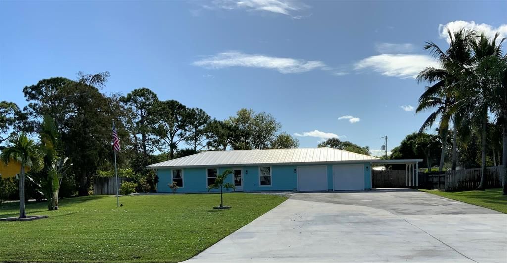 Photo of 4220 SE Robert Loop Road Rd SE, Stuart, FL 34997 (MLS # R10836270)