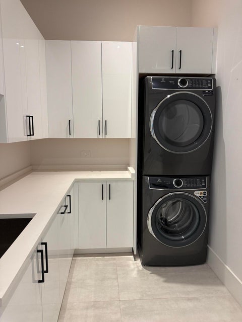 Tiny photo for 2500 Middle River Drive, Fort Lauderdale, FL 33305 (MLS # B26083354)