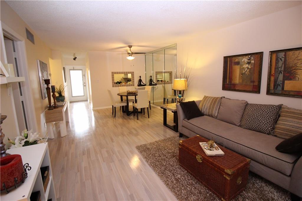 Rokest Condo - Residential