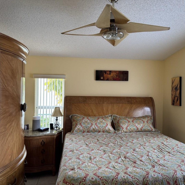 Pod 5 At Monarch Lakes 16 - Residential