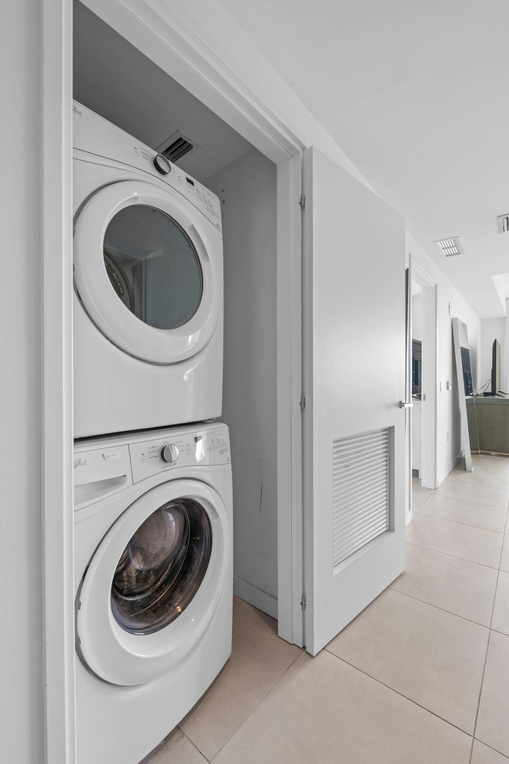 Tiffany House - Residential Lease