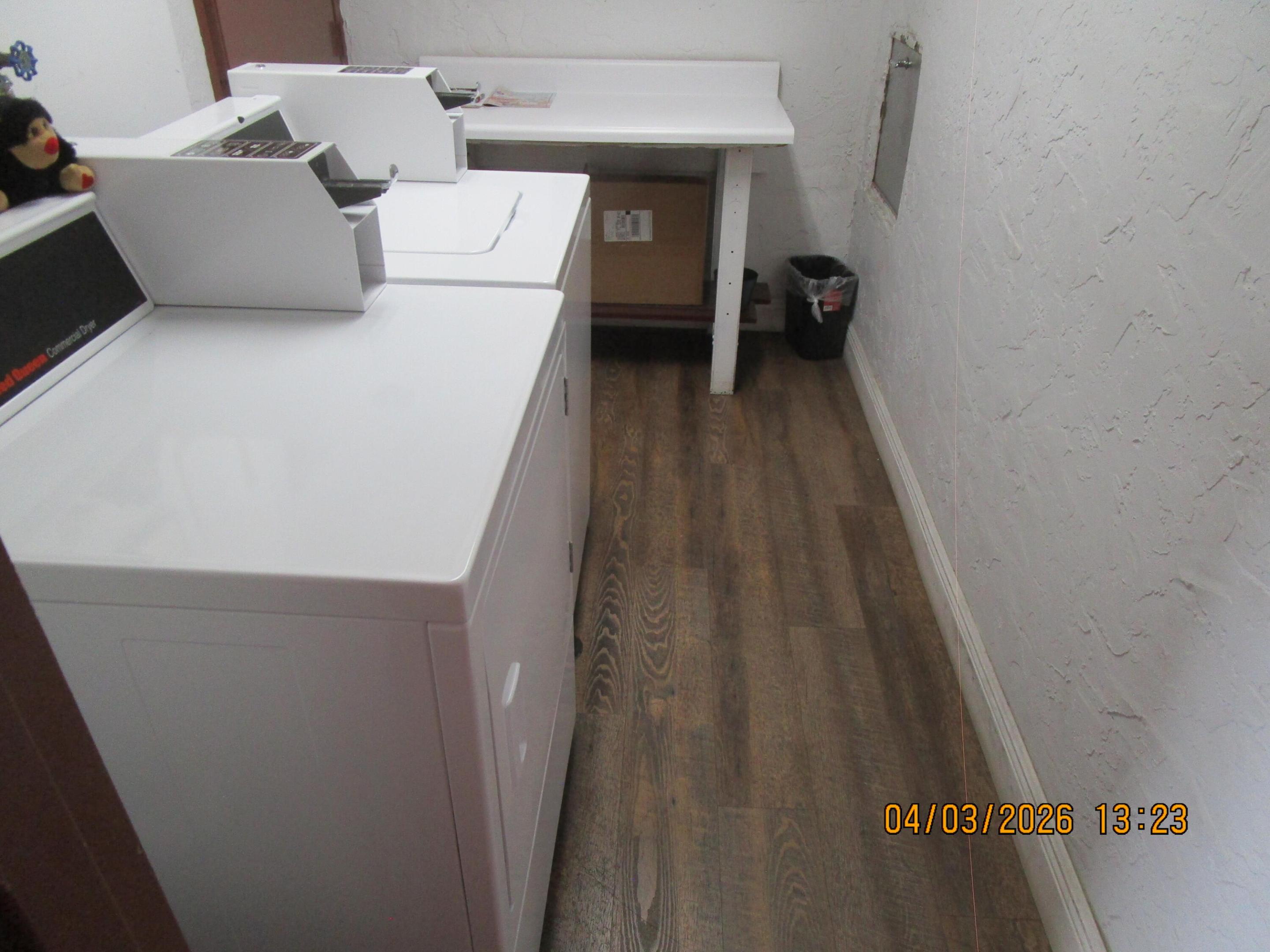 SUNRISE LAKES 118 CONDO - Residential