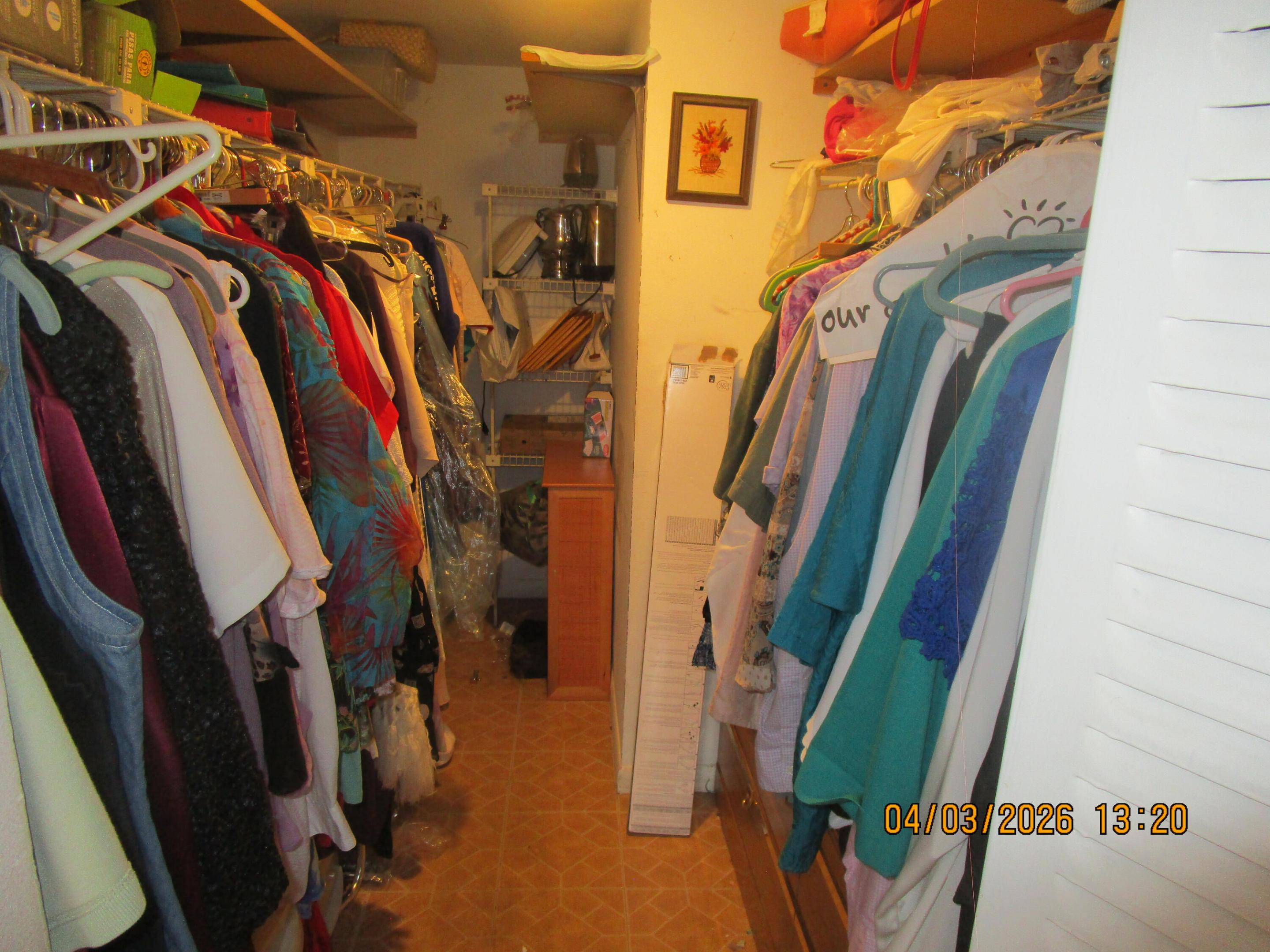 SUNRISE LAKES 118 CONDO - Residential